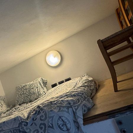 Free 30 Minutes Preemptive Cognitive Disconnect Therapy Price Location Real Duomo Palace Mini Suite 밀라노 외부 사진