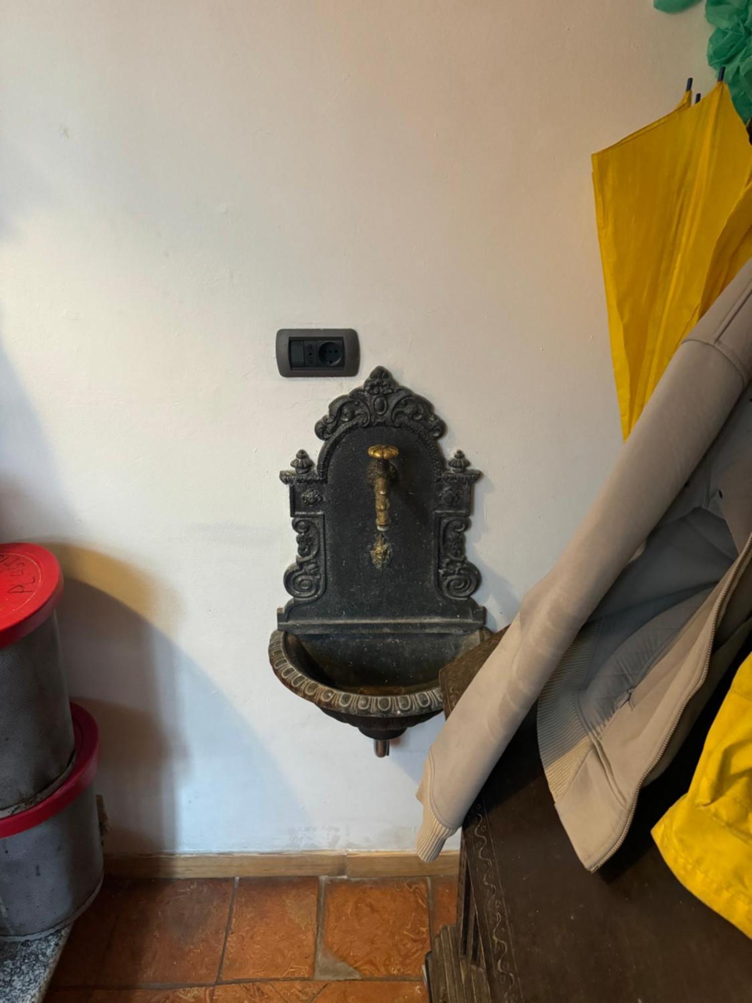 Free 30 Minutes Preemptive Cognitive Disconnect Therapy Price Location Real Duomo Palace Mini Suite 밀라노 외부 사진
