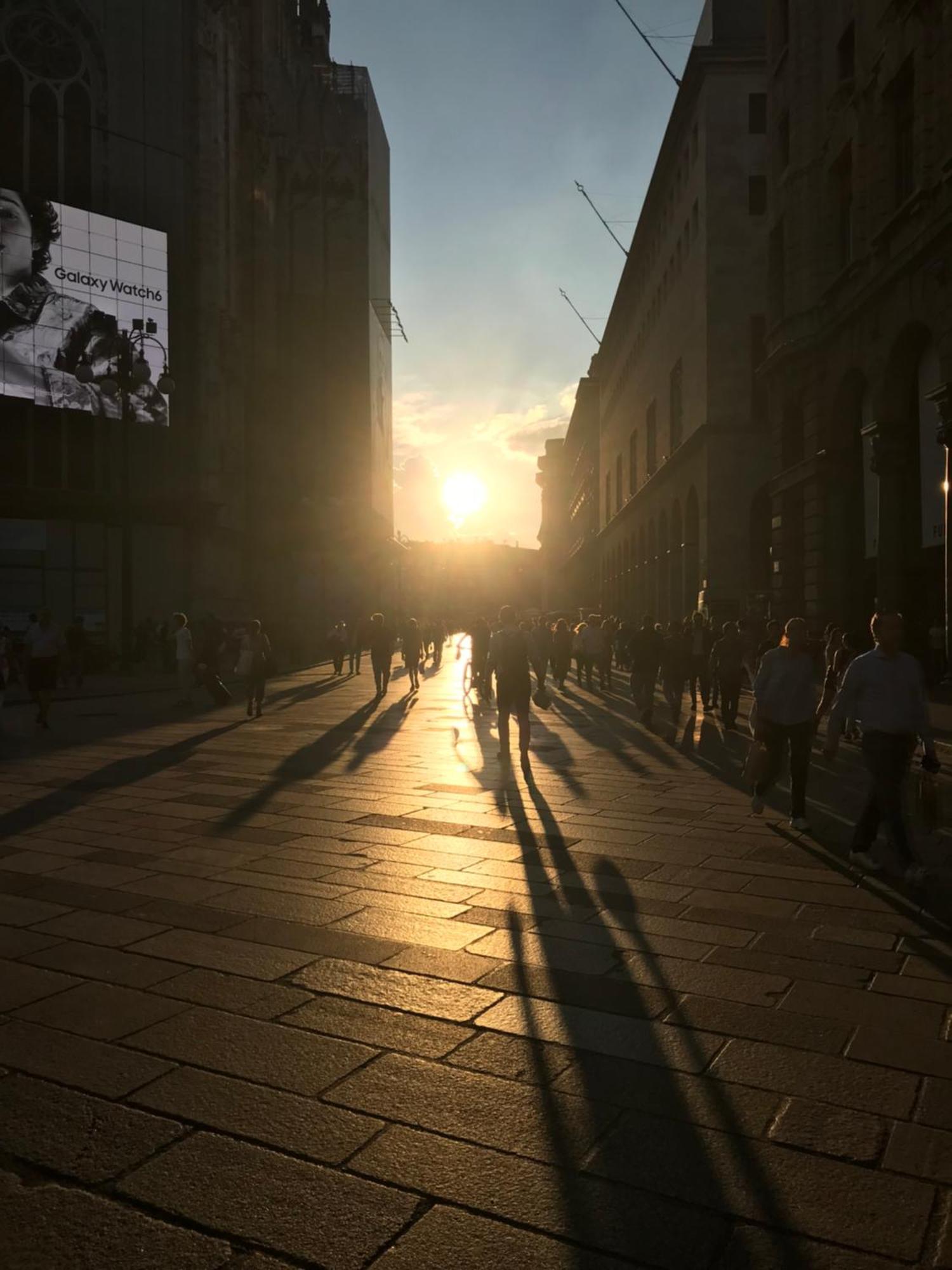 Free 30 Minutes Preemptive Cognitive Disconnect Therapy Price Location Real Duomo Palace Mini Suite 밀라노 외부 사진